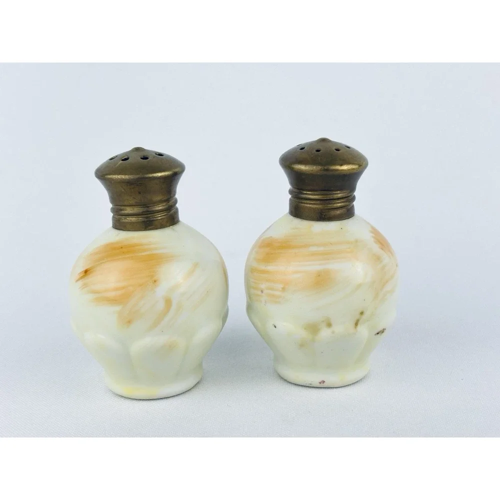 Vintage Enesco Salt Pepper Shakers Set Pair - Hand Painted - Floral - Japan